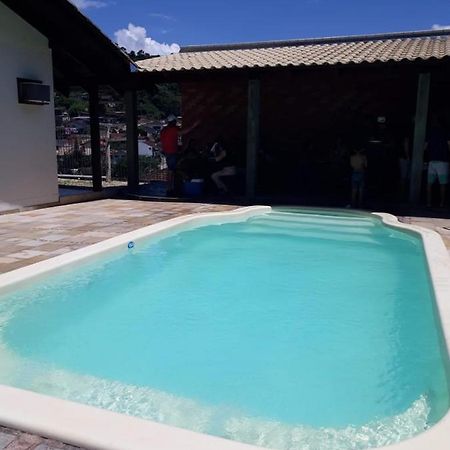 Le Loup Residencia Para Hospedagem Suites 2 Blumenau Esterno foto