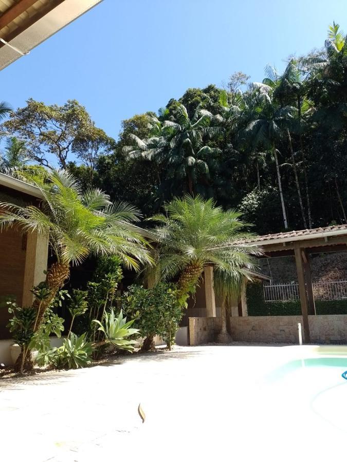 Le Loup Residencia Para Hospedagem Suites 2 Blumenau Esterno foto